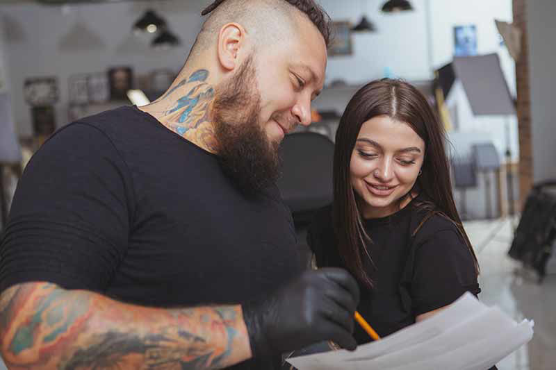 Se préparer pour une séance de tatouage : nos conseils